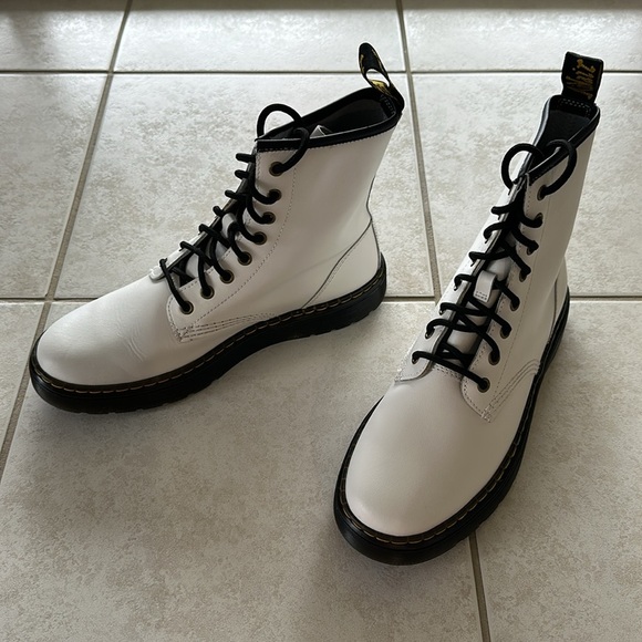 DR. MARTENS Doc Marten’s Zavala 8-Eyelet White Leather Combat Boot, Size 10 - Picture 9 of 10